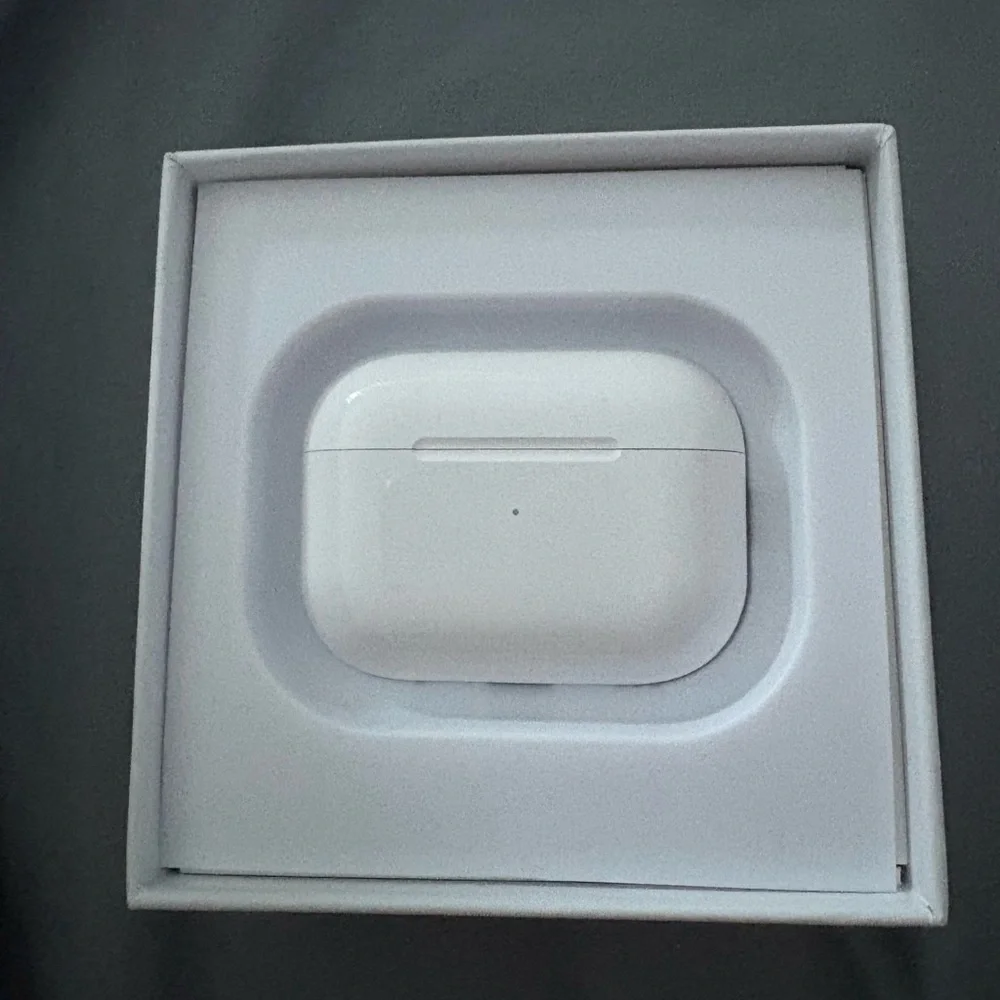 Apple AirPod’s Pros Generation 2